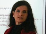 Dr. Karin Dullnig und ... 