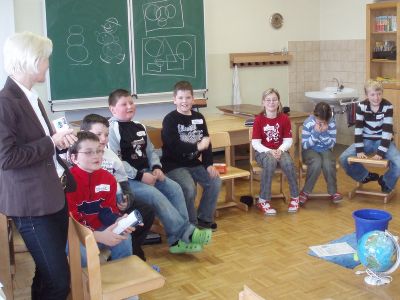 ...sowie bei Frau Direktor Kollau und ihrer Frau Lehrerin für die freundliche Aufnahme! 