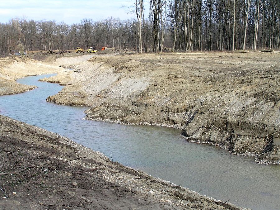 Seitengerinne nach Fertigstellung 2007