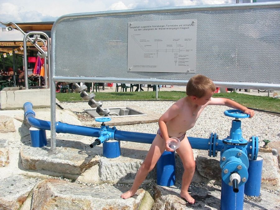 Wasser bereits für die Kleinsten erlebbar machen