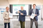 LR Hans Seitinger (M.) präsentierte gemeinsam mit Franz Hammer (l., Obmann der Gemeinschaft der Steirischen Abwasserentsorger) und Abteilungsleiter Johann Wiedner (r.) den Abwasserwirtschaftsplan Steiermark 2020. © Streibl / bei Quellenangabe honorarfrei LR Hans Seitinger (M.) präsentierte gemeinsam mit Franz Hammer (l., Obmann der Gemeinschaft der Steirischen Abwasserentsorger) und Abteilungsleiter Johann Wiedner (r.) den Abwasserwirtschaftsplan Steiermark 2020.