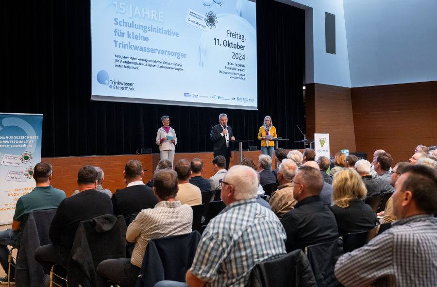 Fachreferate - 15 Jahre Schulungsinitiative für kleine Trinkwasserversorger