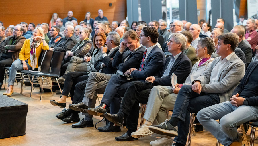 Fachreferate - 15 Jahre Schulungsinitiative für kleine Trinkwasserversorger